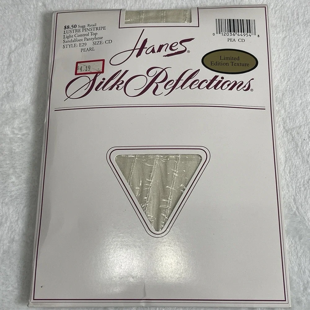 Hanes Silk Reflections Limited Edition Lustre Pinstrip Sz CD Pearl Light Control